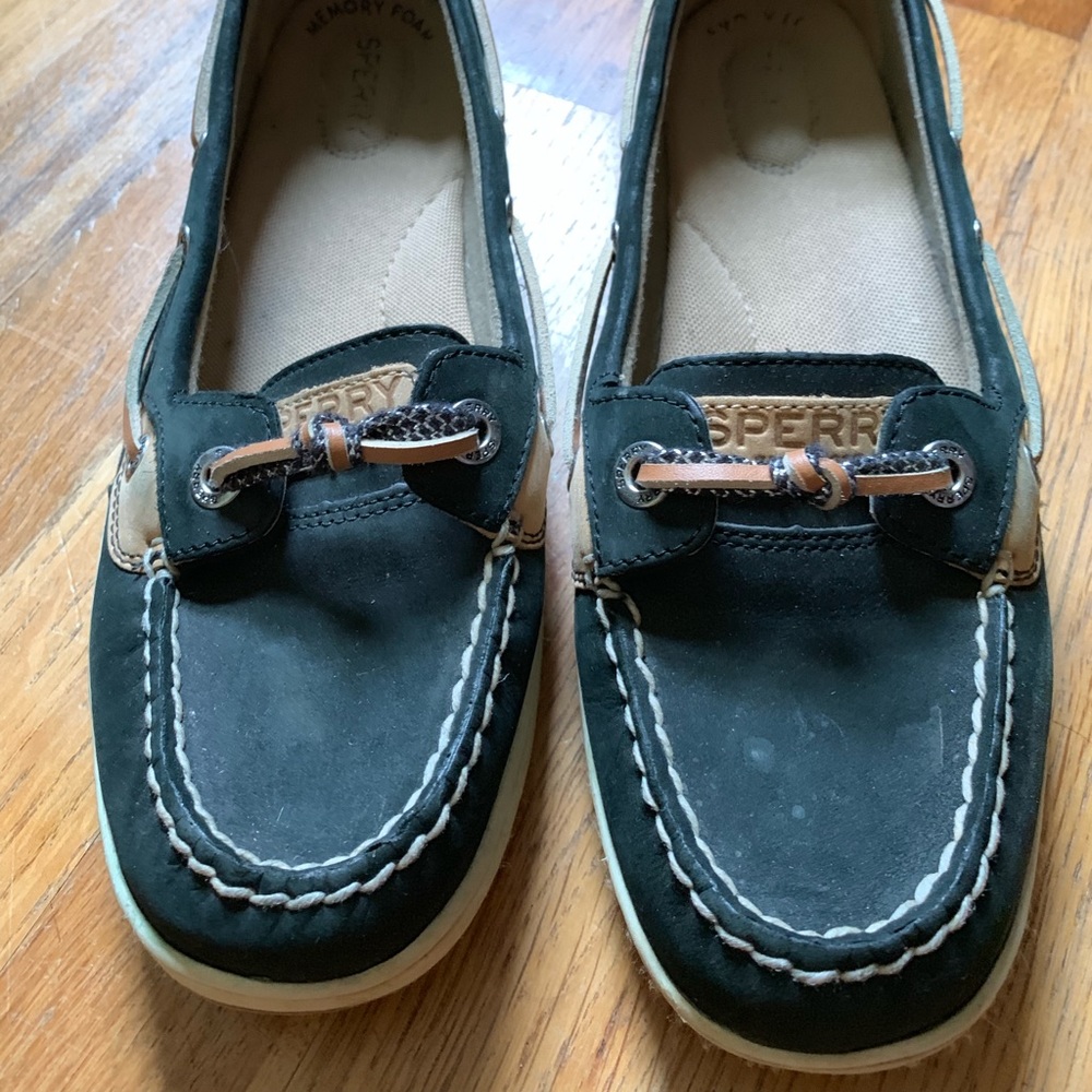 Sperry’s - Picture 3 of 3